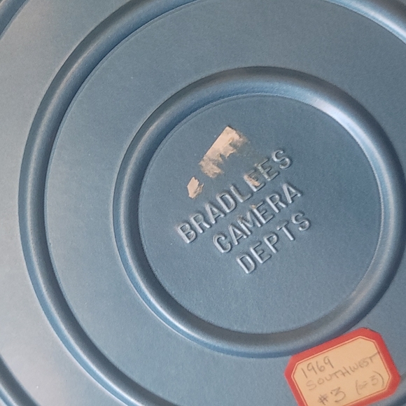 7 inch Reel to reel with cans. - Picture 2 of 4